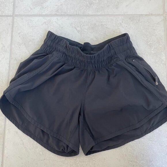 Lululemon Tracker Low-Rise Lined Short 4" - Picture 3 of 4
